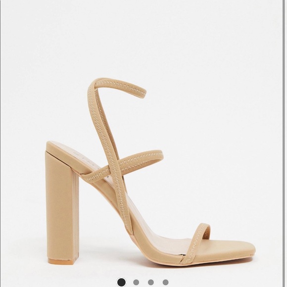 Wide fit blocked heels - Picture 1 of 3